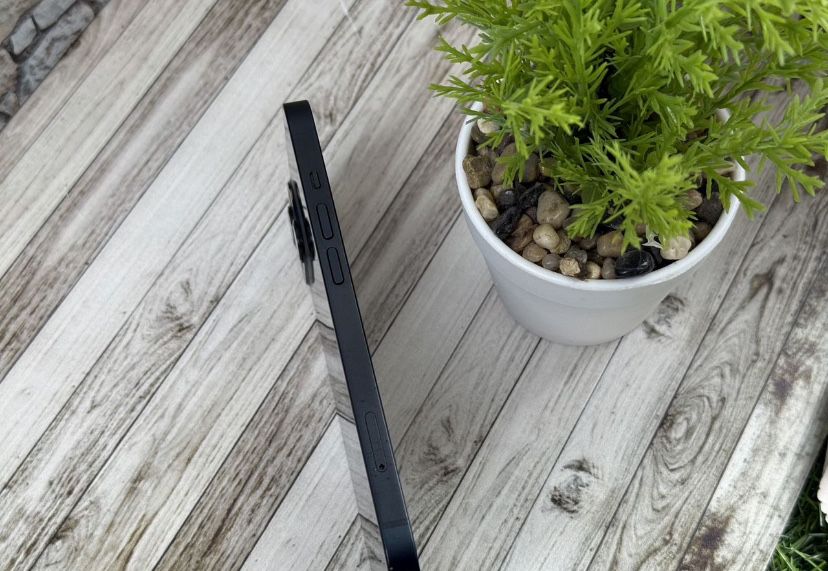 iPhone 13 128Gb с гарантией