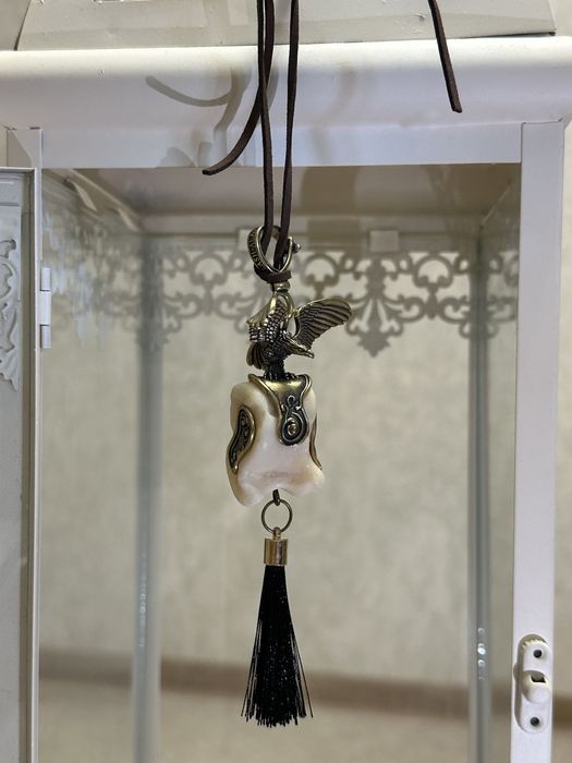 Асык аксессуары-подвеска необычная