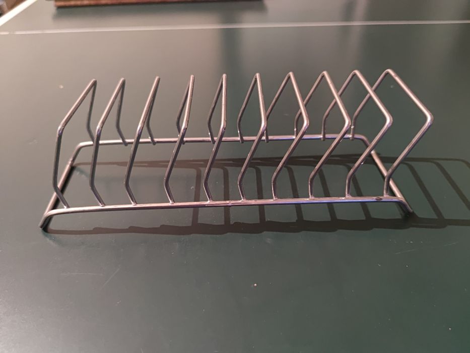 Подставка металлическая для крышек, тарелок