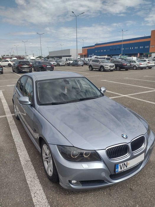 BMW 3 Series 2011 — imagine 3