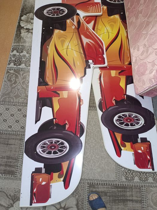 Даром. Детская кровать 200х90 в разобранном состоянии. Без матраса