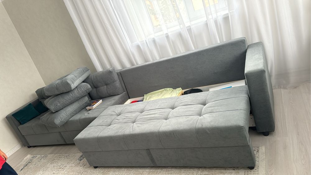 Диван 4 м в хорошем состоянии