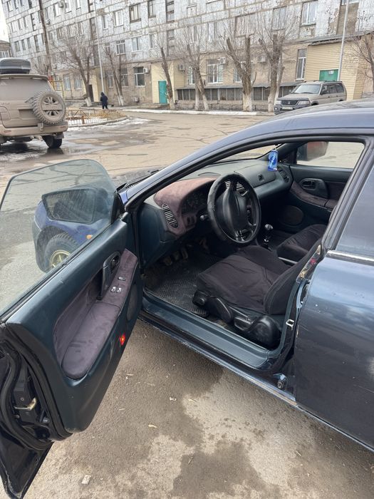 Мазда 323f BA продам