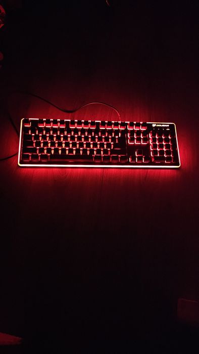 Геймърска клавиатура Cougar CORE