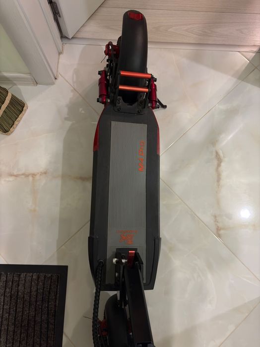 Електричекса тротинетка Kugoo M4 Pro КАТО НОВА