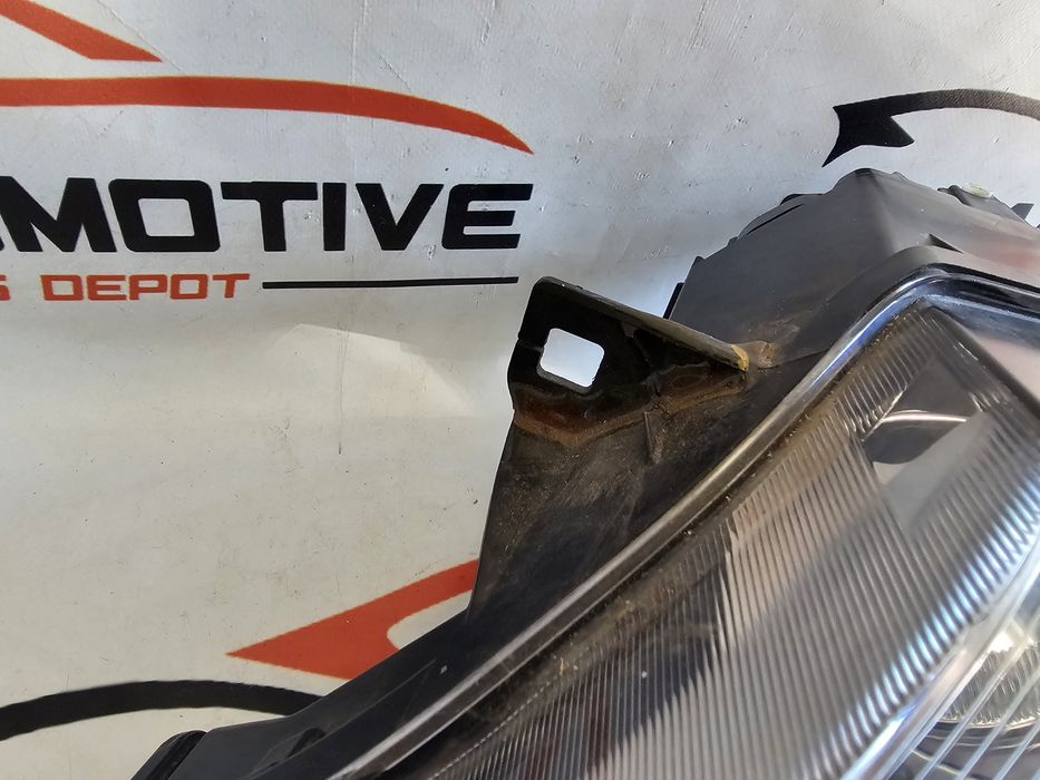 Far stanga xenon Bmw Z4 dupa 2004