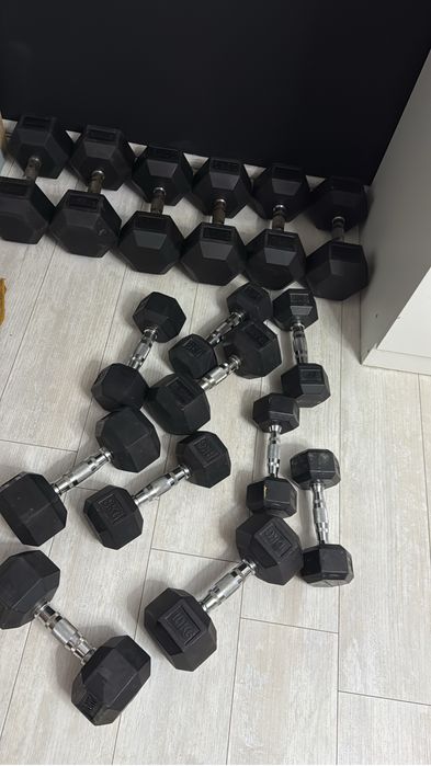 Продам гантели дешево