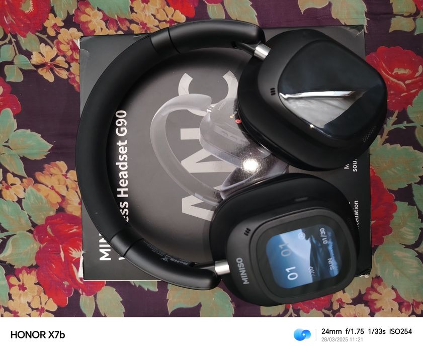 Bluetooth naushnik yangi