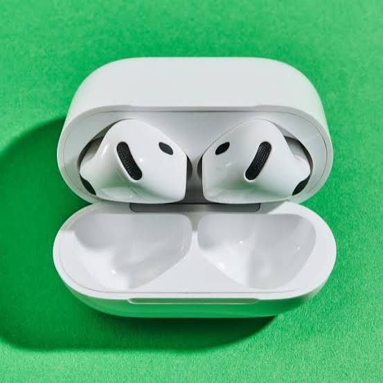 AirPods 4
