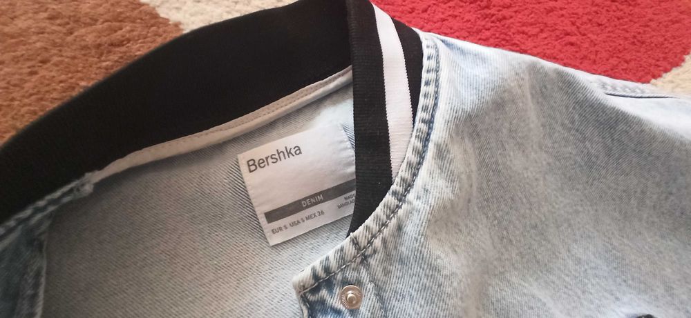 Яке Bershka размер S