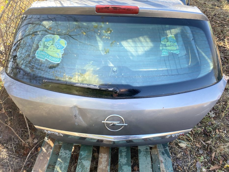 Заден Капак/5-та Врата/Багажник/Opel Astra H/Опел Астра H/