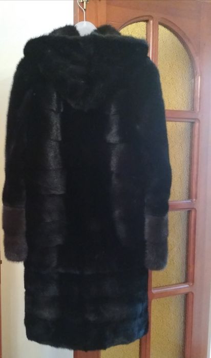Продам норковую шубу