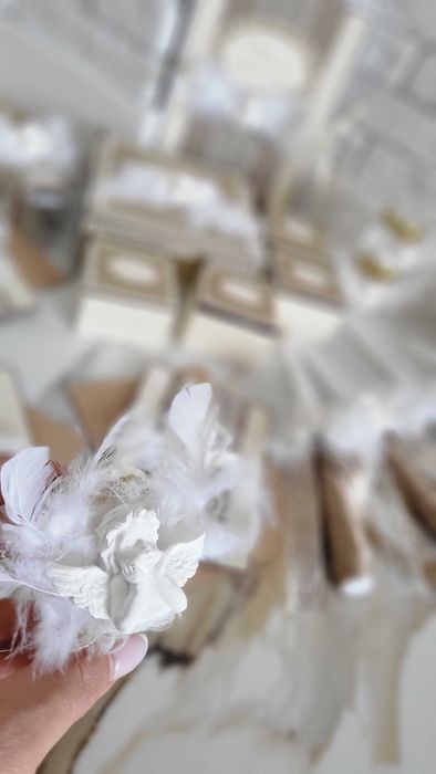 Комплект с аксесоари  за кръщене  "ANGELES "