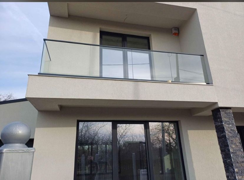 Balustrada din sticla securizata !!! Oferta de primavara!