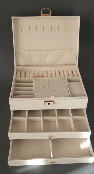 Продам шкатулку-комод