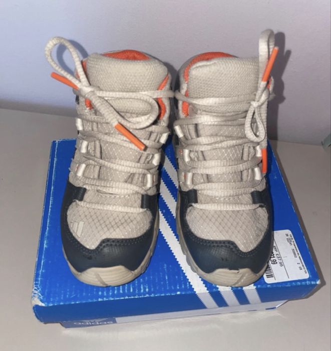 Adidas Terrex,  marimea 23,5 .
