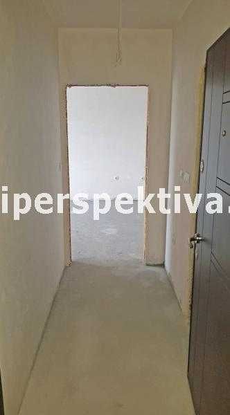 Продава се Едностаен апартамент в Пловдив, Център - 41 кв.м за 2040 €/кв.м - Снимка #2