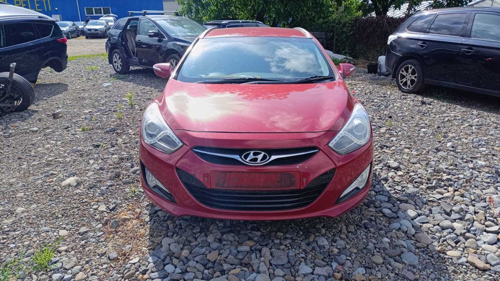 Dezmembrez Hyundai I40 1.7CRDI 2012