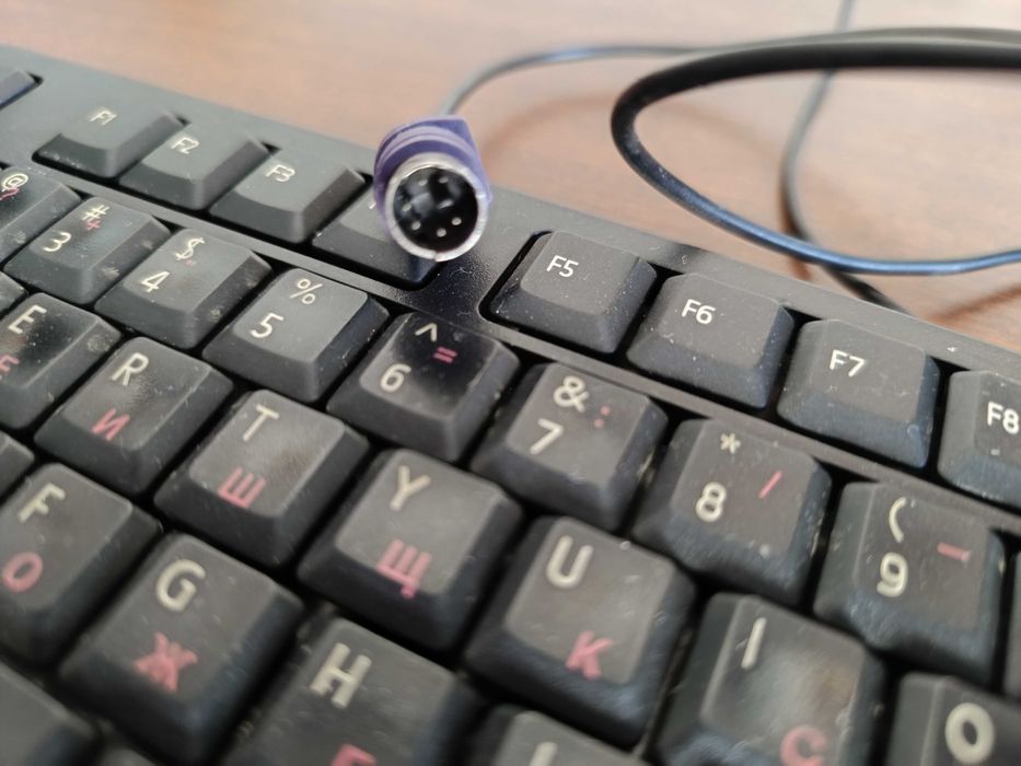 Клавиатура с пинчета