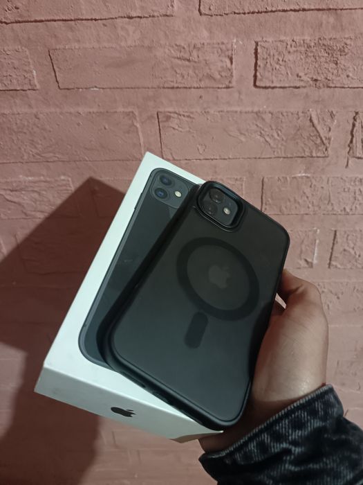 IPhone 11 64g 71 емкость