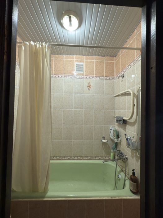 Продаю квартиру,Своя