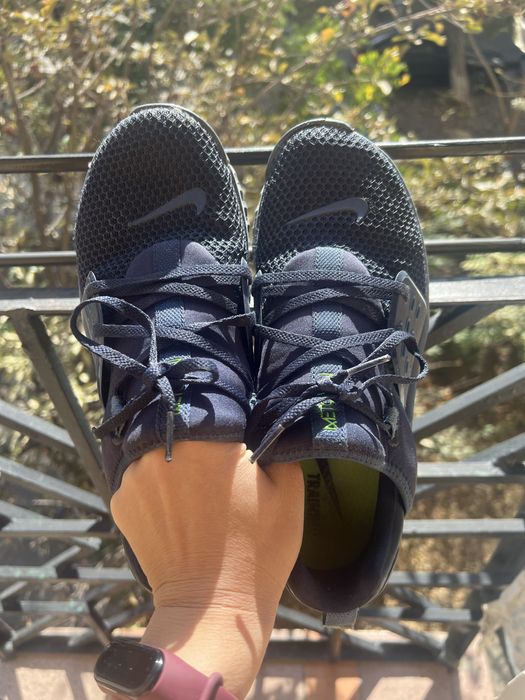 Кроссовки 40 размер