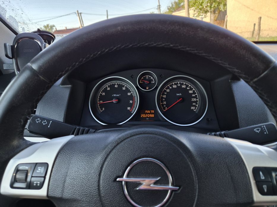 Schimb Opel Astra H GTC