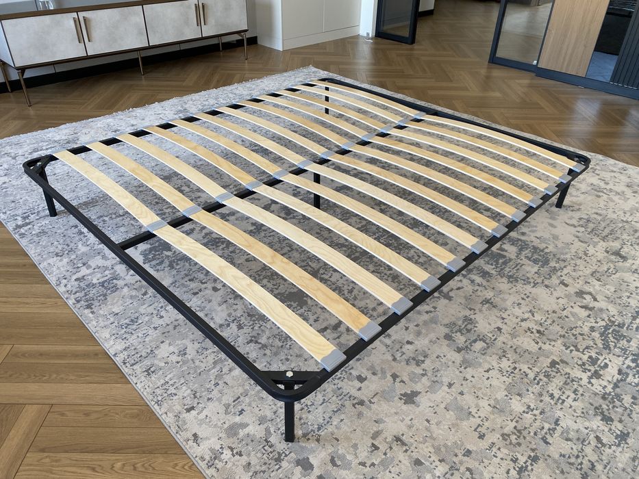 Продам новую кровать 180*200.