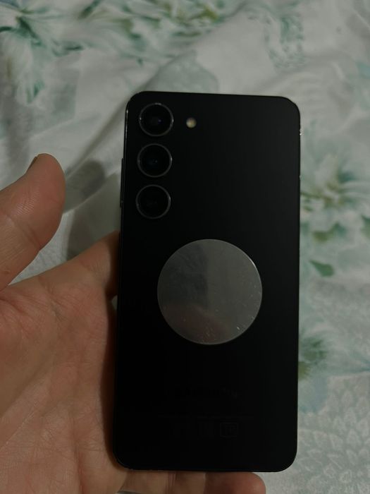 Продам самсунг s23  в отличном состоянии