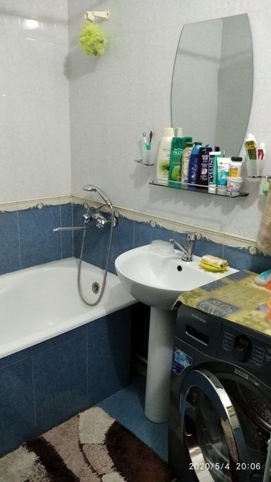 Сдаётся комната в 4-ёх комнатной квартире вместе с хозяйкой