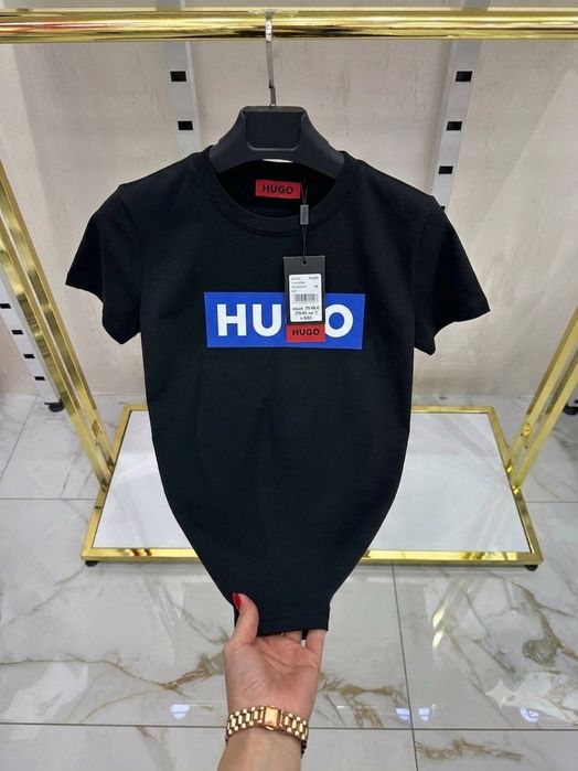 *HUG* Дамска тениска