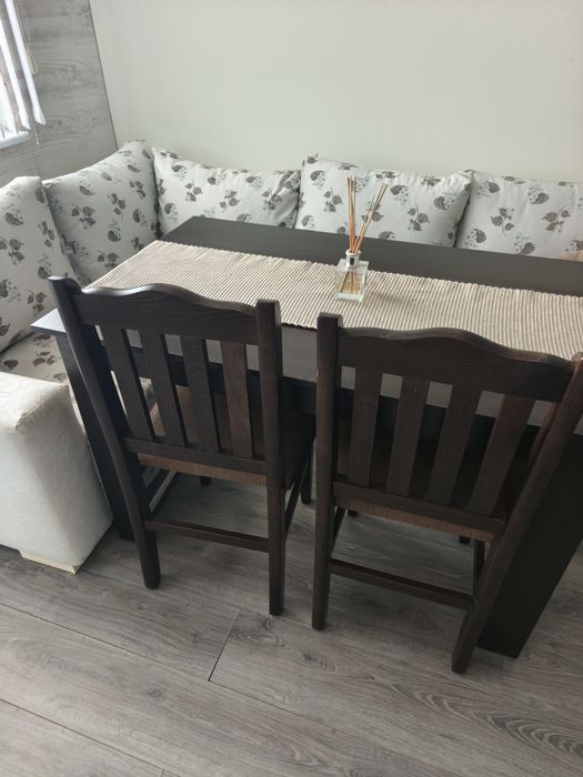 Маса +четири стола