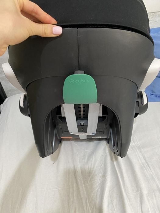 Стол за кола Cybex Aton