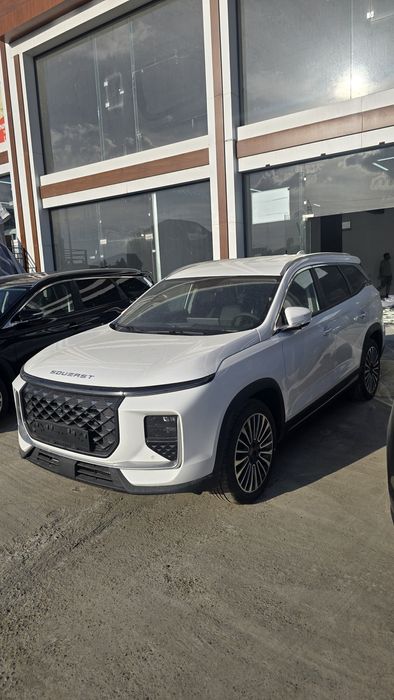 Автомобиль Soueast S09