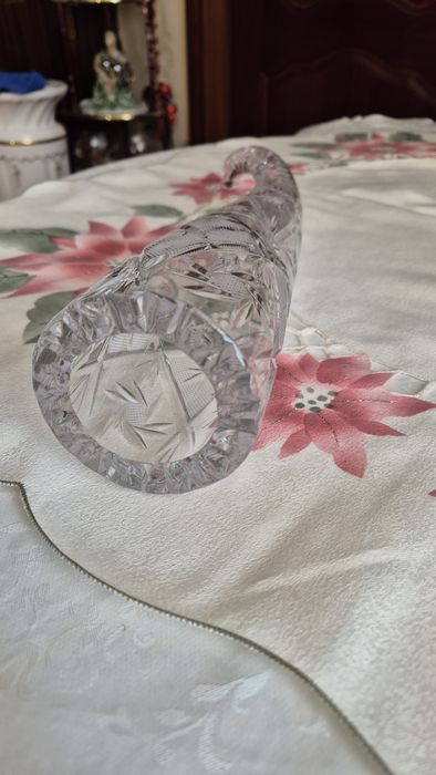 Красивый большой хрустальный Рог