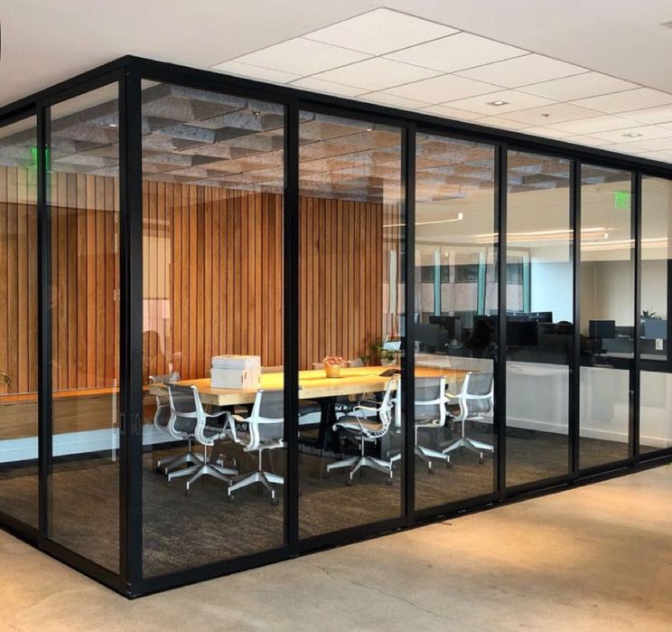 Алюминиевые окна, витражи, перегородки, двери