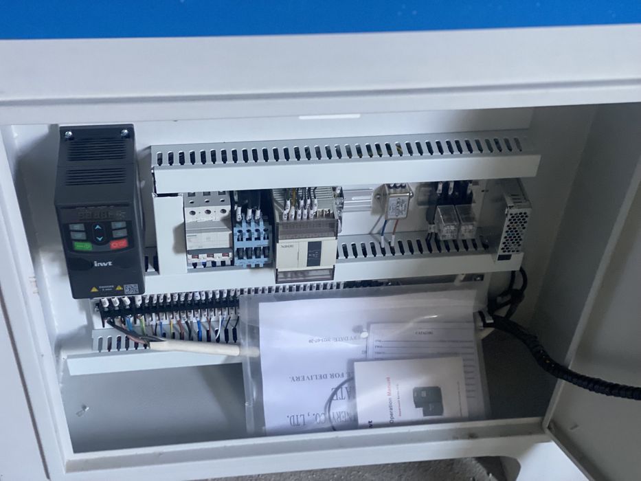 Кромкооблецовошный Станок