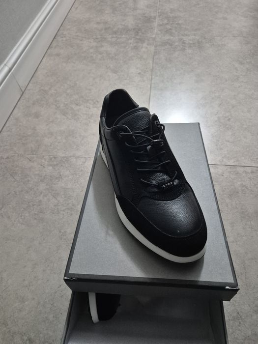 Продам обувь новые