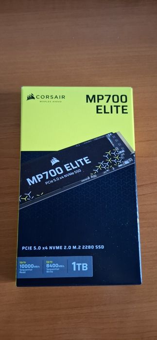 SSD Corsair MP700 ELITE 1TB NVME 2.0