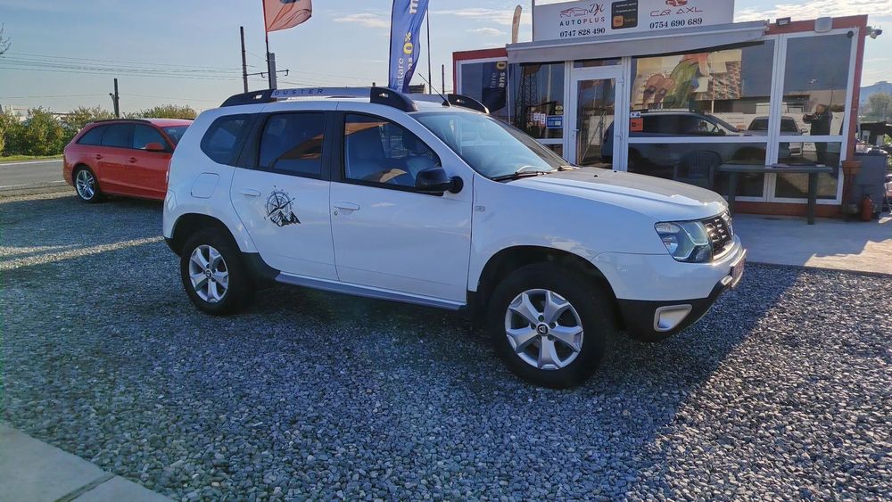 Dacia Duster Dacia Duster, 4x4, 1.2 benzină 125 cai