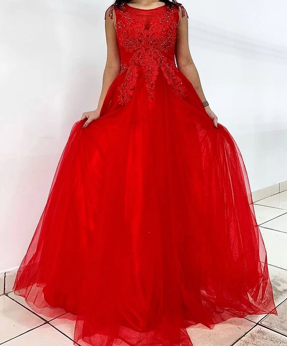 Продам платье красивое