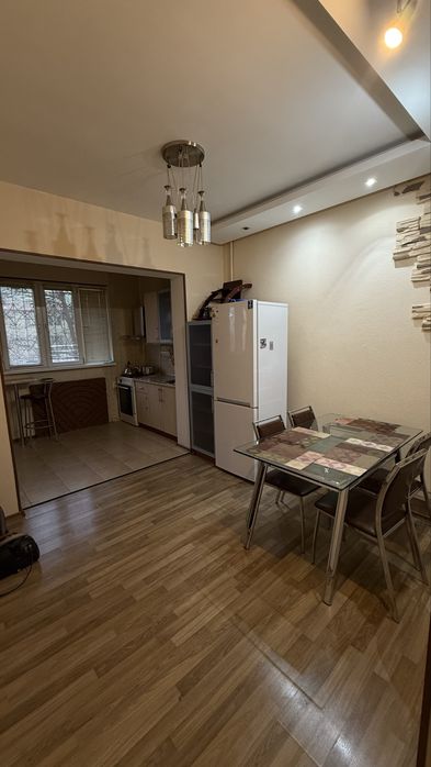 Аренда 3/3/4 Авиасозлар-1, Кадышева, школа 61, военкомат