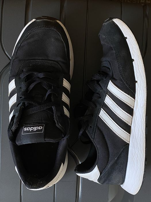 Маратонки Adidas