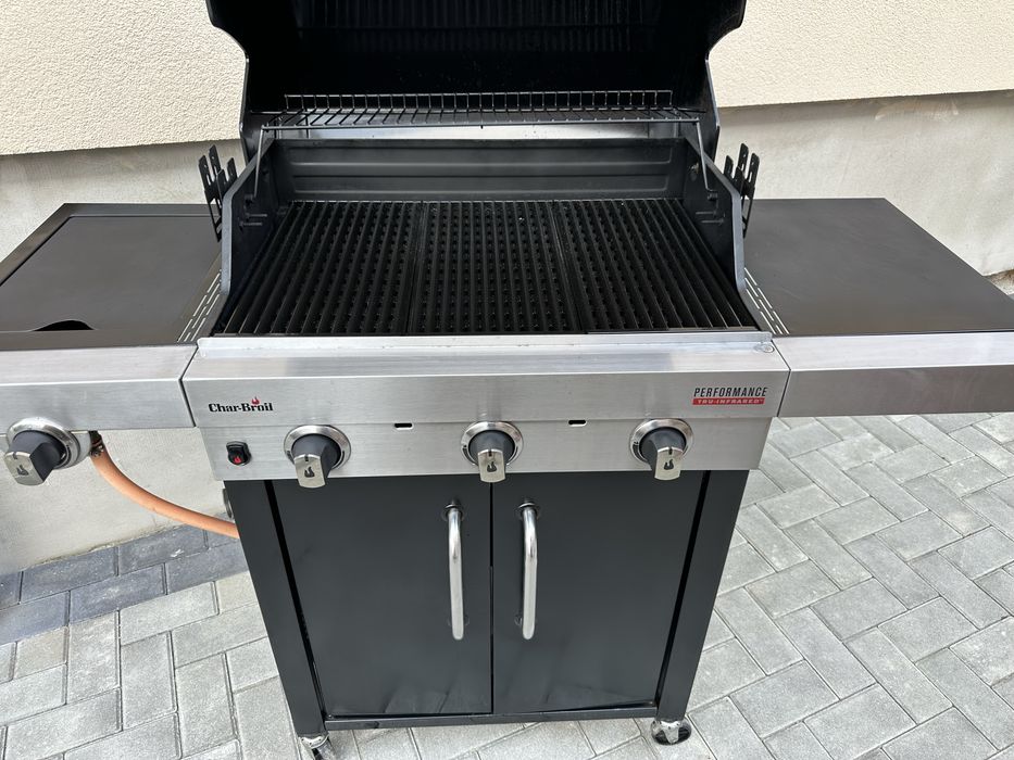 Газово барбекю Char Broil