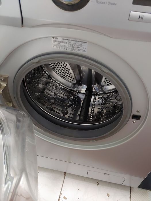 Продам стиральную машинку