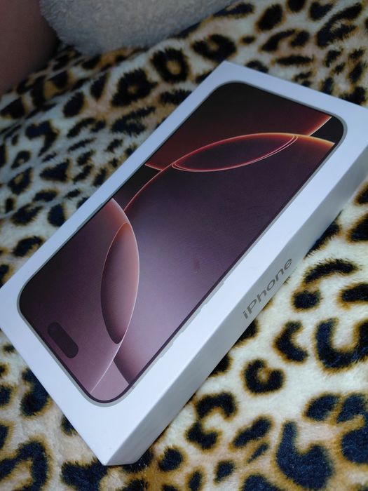 Продам     айфон