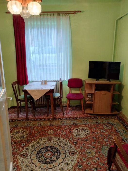 Casa in Agnita str. Closca, 5 camere, singur in curte, teren 800mp