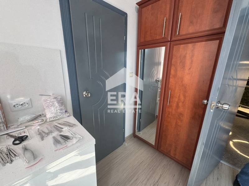 Продава се  в Хасково, Център -  кв.м за 0 €/ - Снимка #3