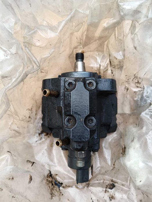 Помпа за високо налягане за BMW E46 330D. 330xd