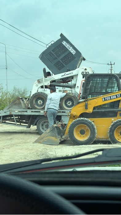 Мини фронталны погрузчик бобкат